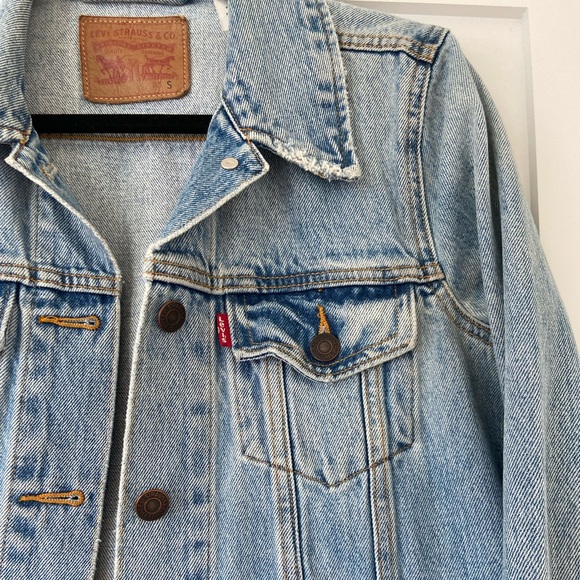 Levi’s Original Trucker Denim Jacket - Picture 6 of 6